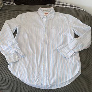 Men’s Levi Shirt